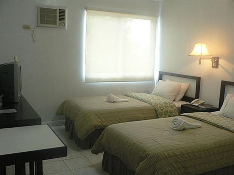 Northwest Inn Баколод Екстер'єр фото